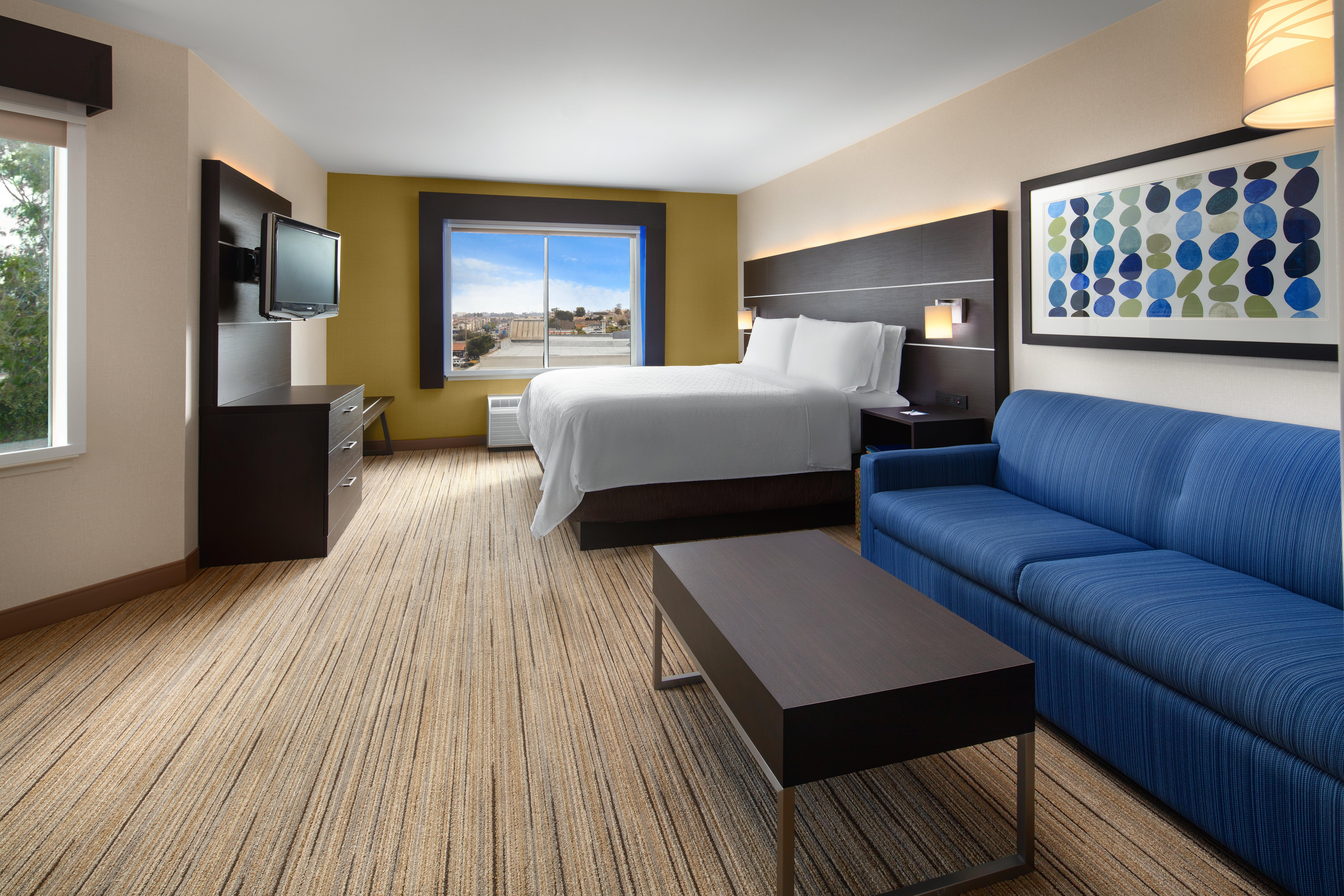 Holiday Inn Express Hotel & Suites Belmont By Ihg Exterior foto